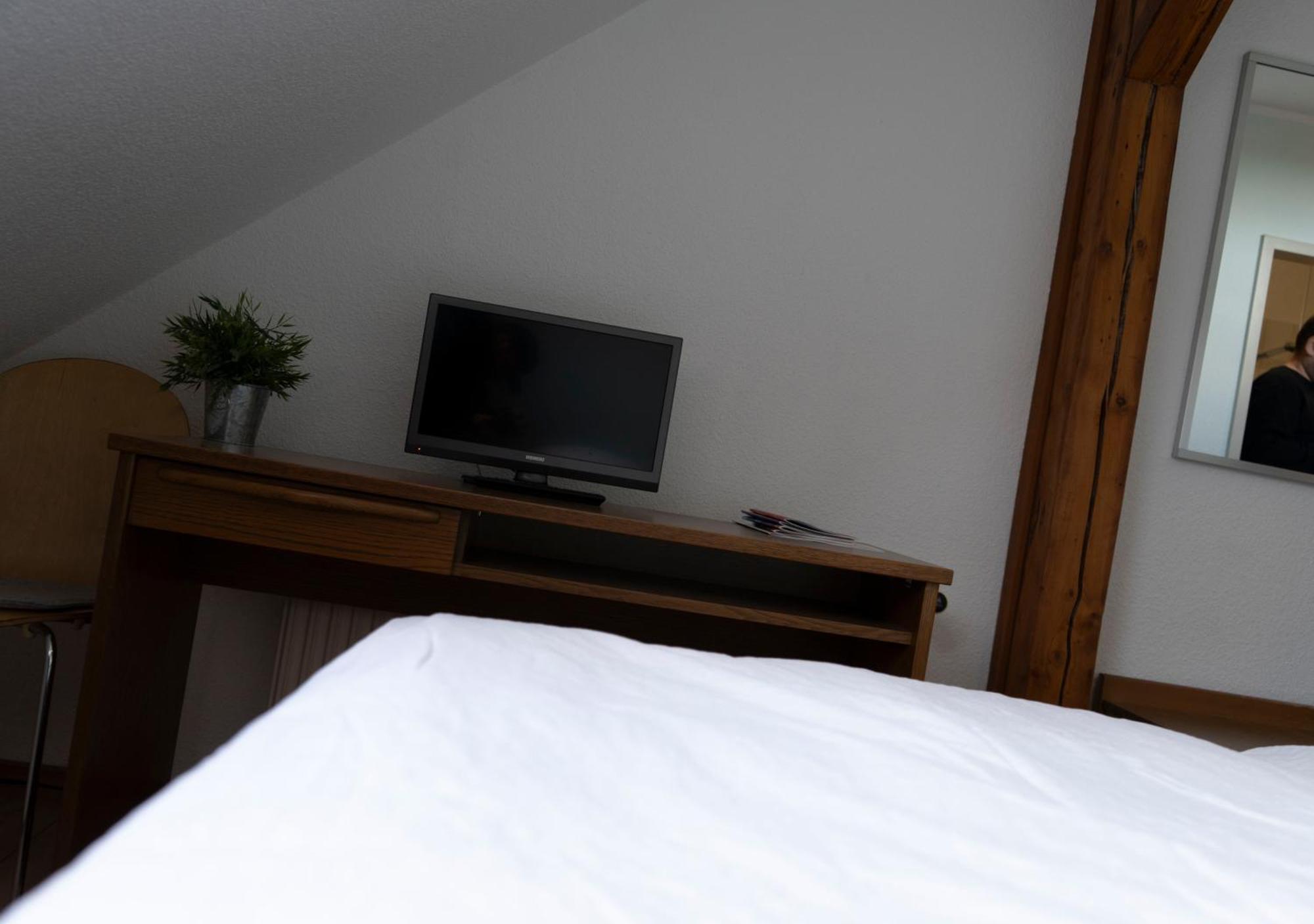 Gaststaette Zur Eiche Hotell Hannover Eksteriør bilde