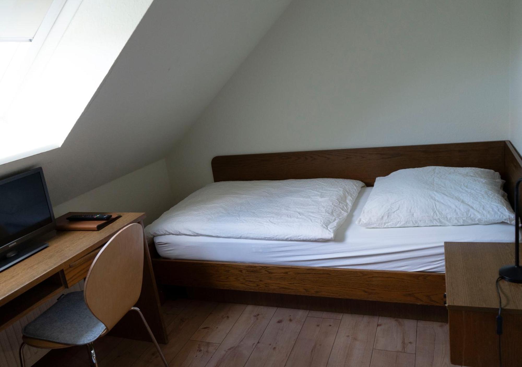 Gaststaette Zur Eiche Hotell Hannover Eksteriør bilde