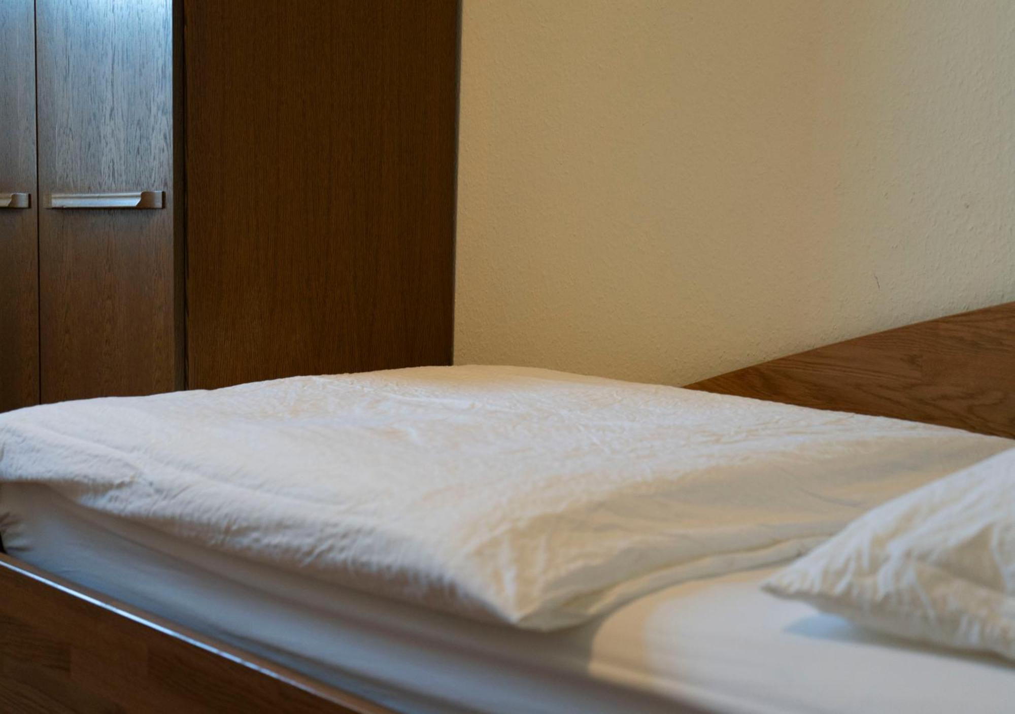Gaststaette Zur Eiche Hotell Hannover Eksteriør bilde