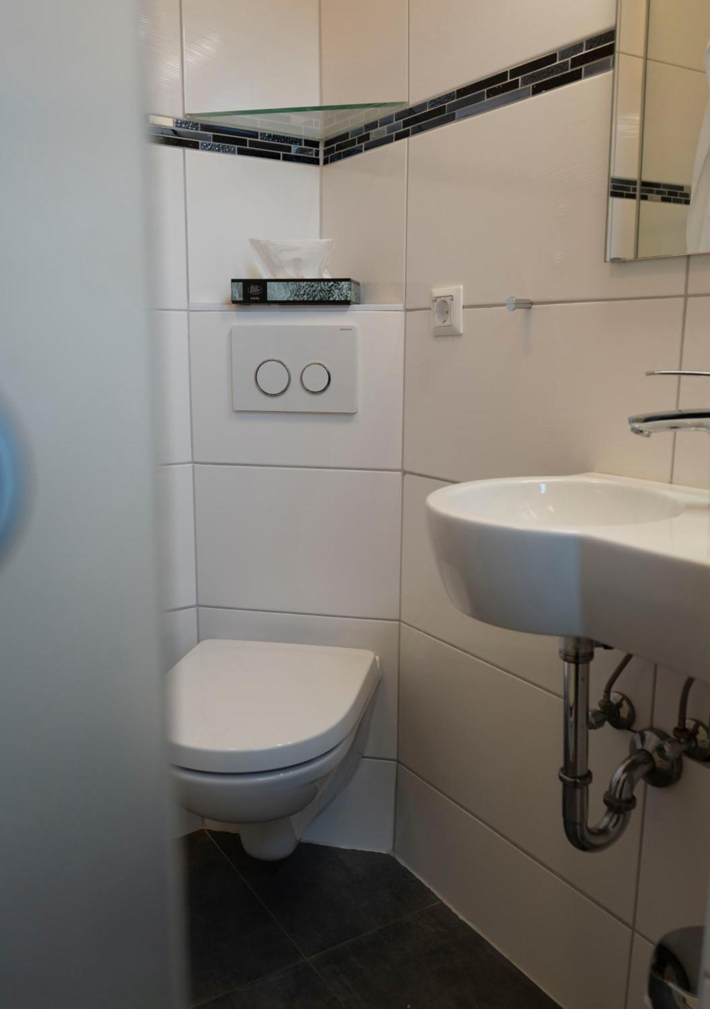 Gaststaette Zur Eiche Hotell Hannover Eksteriør bilde