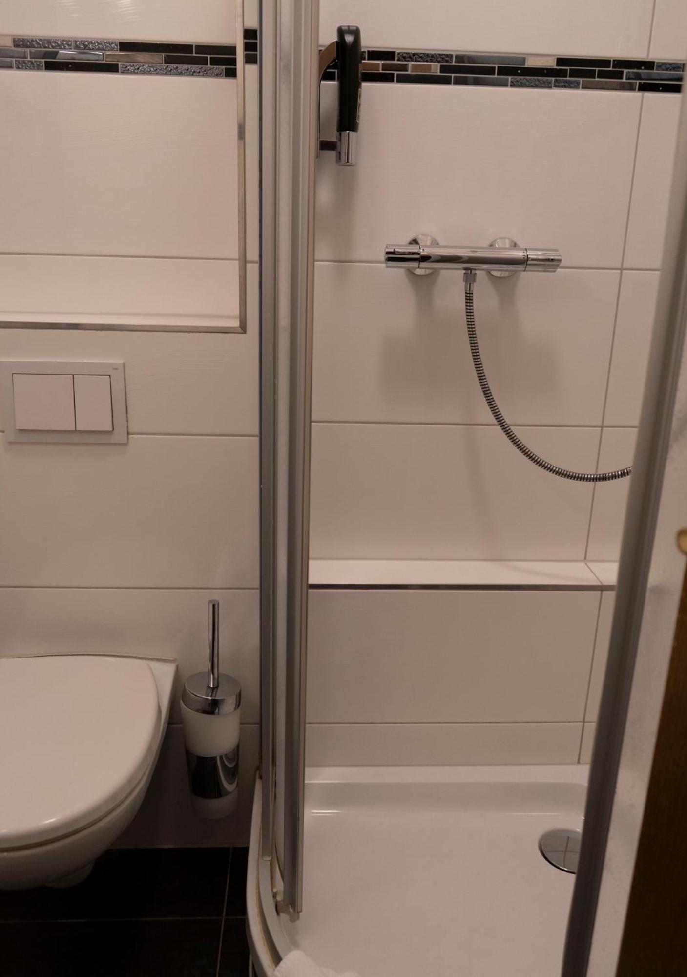 Gaststaette Zur Eiche Hotell Hannover Eksteriør bilde